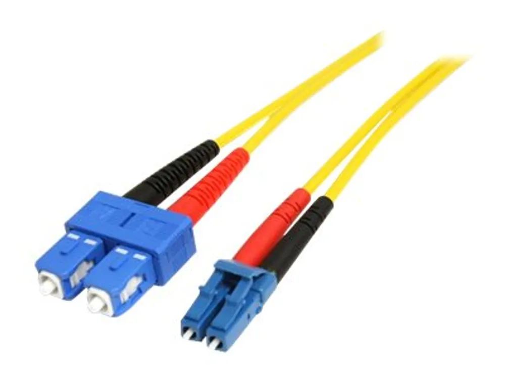 StarTech.com 1m Fiber Optic Cable – Single – Mode Duplex 9/125 – LSZH – LC/SC – OS1 – LC to SC Fiber Patch Cable (SMFIBLCSC1)