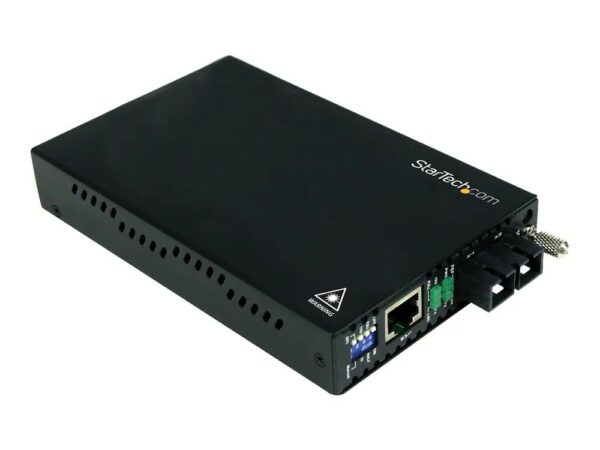 0065030846264-1 StarTech.com 10/100 Mbit/s Ethernet Single Mode LWL / Glasfaser SC Medienkonverter 30 km