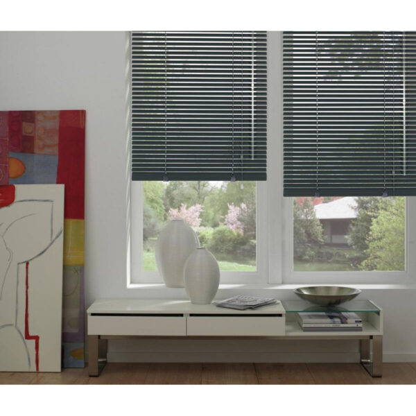 4003018374565 Alu-Jalousie
Schiefergrau B/L: ca. 95x175 cm