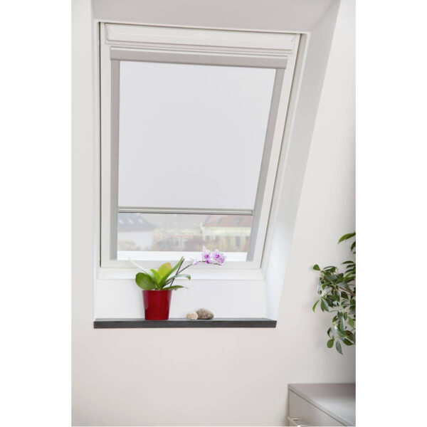 4250434102634 LICHTBLICK Dachfensterrollo Skylight VD
weiß B/L: ca. 97,3x94 cm