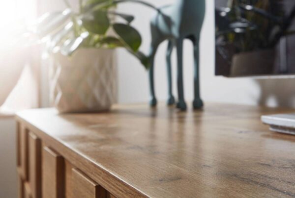 Lowboard Eiche Nachbildung Eiche B/H/T: ca. 160x51x40 cm Lowboard Eiche Nachbildung Eiche B/H/T: ca. 160x51x40 cm – Bild 2