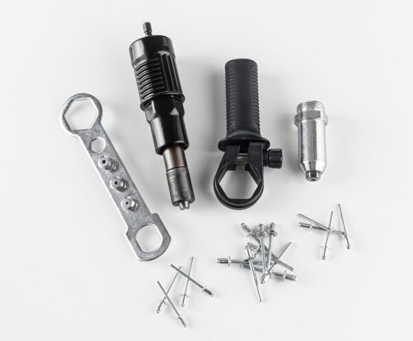 EIGENMARKE / Inprodius Solutions GmbH Nietaufsatz für Akkuschrauber/Bohrmaschinen