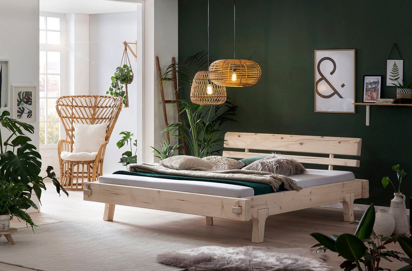 SalesFever Holzbett Fügen Bett aus Naturholz, Massives Fichten-Balkenbett: Uriges Landhausdesign