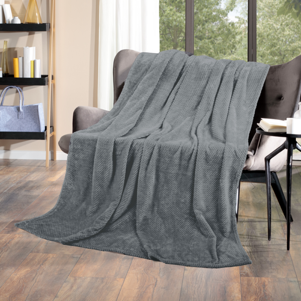BELLA CASA Kuscheldecke "Cashmere Dots" – ca.150 x 200 cm