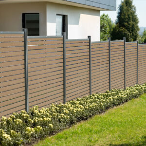Home Deluxe HOME DELUXE WPC Sichtschutzzaun ALIRA Teak – 1 x Element + 2 x Pfosten