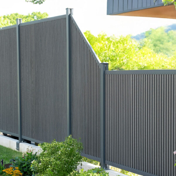 Home Deluxe HOME DELUXE WPC Sichtschutzzaun Schrägelement CALLADO PREMIUM Vertikale Paneele – Höhe: 185 cm