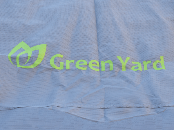 GreenYard ® Wohnwagen Abdeckplane mit Reflektoren Größe L, 610 x 250 x 220 cm