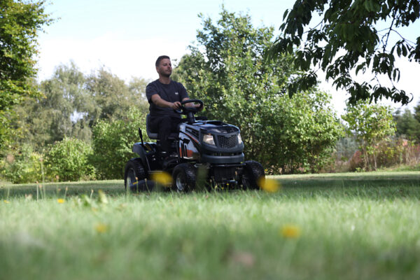 Texas Rasentraktor XC140 – 98H