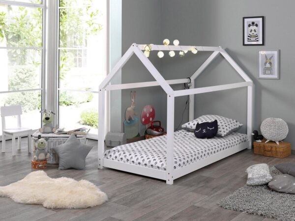 Vipack Kinderbett Cabane, Kiefer massiv, Made in Europe, inklusive Rolllattenrost (wahlweise in 2 Farben und 2 Größen erhältlich), Bodenfreiheit ca. 2,5 cm zur besseren Belüftung, stabil gebaut