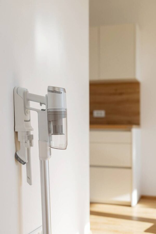 Gorenje Handstaubsauger SVC216210FFIIW weiß Kunststoff B/H/T: ca. 26x110x25 cm – Bild 3