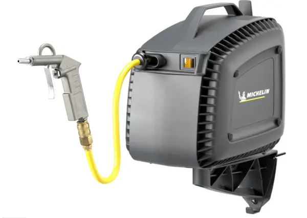 Michelin 7-Meter-Luftaufroller mit integriertem ölfreien 1,5-PS-Kompressor Michelin 7-Meter-Luftaufroller mit integriertem ölfreien 1,5-PS-Kompressor