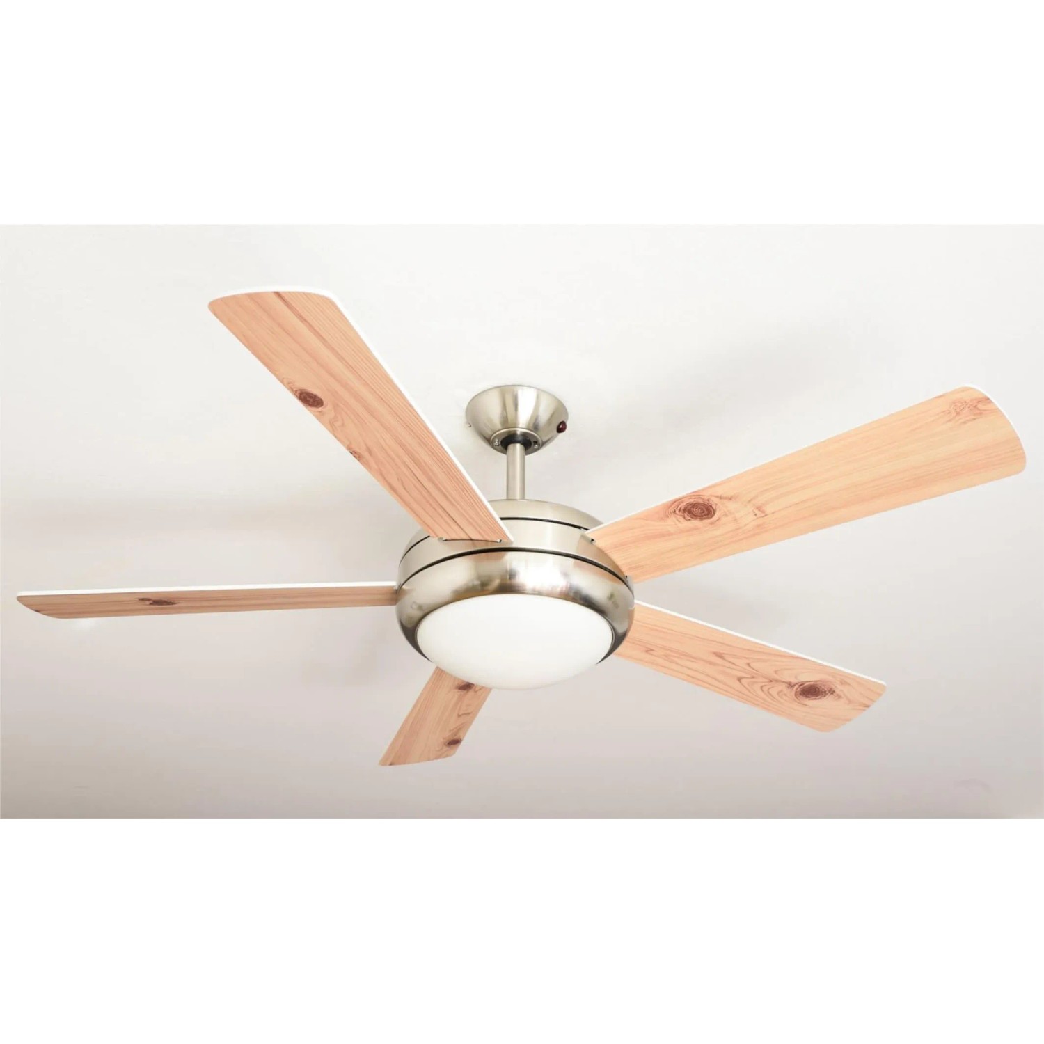 AIRERYDER Deckenventilator Ursa Nickel Gebürstet Flügel Weiß - Pinie mit Beleuchtung und Fernbedienung