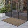 VEVOR Schmutzfangmatte, 1194 x 813 mm, Fußmatte für drinnen & draußen, 7 mm dicke Sauberlaufmatte